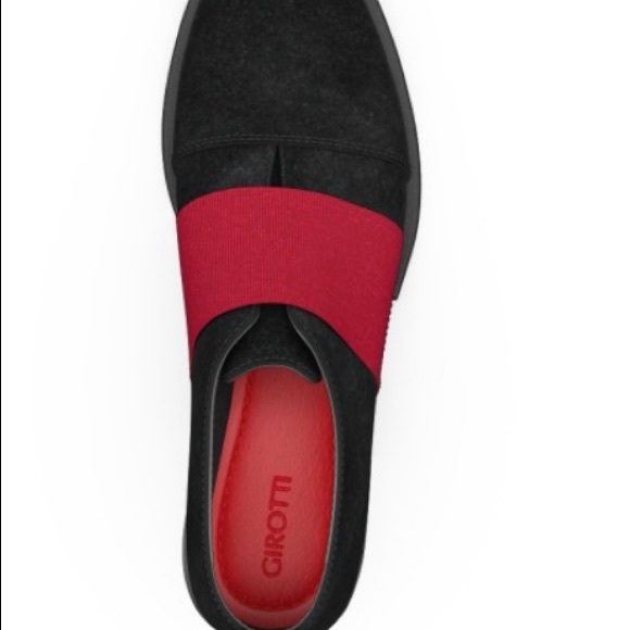 BRAND NEW! No box. GIROTTI, Womens Slipons, black seud, size 7.5 - Picture 3 of 4